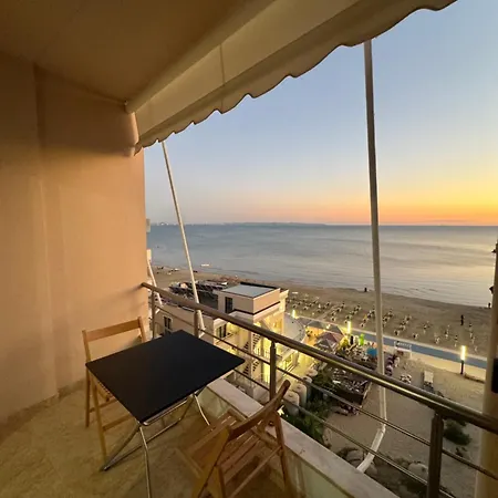 Apartamento Kaca Sea View *